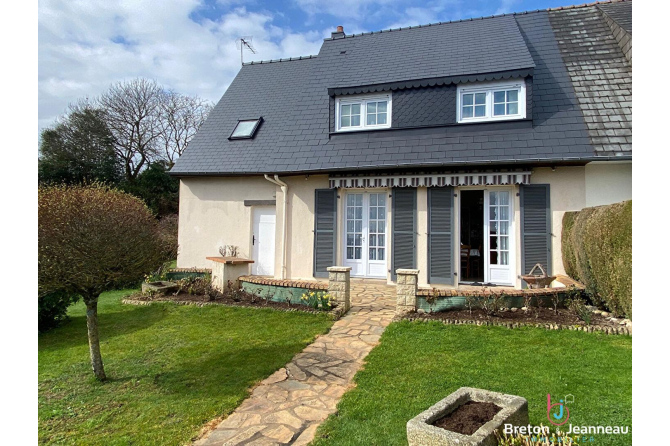 Maison à Lécousse