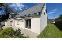Maison avec double garage à Changé
