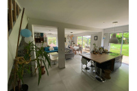 Propriété à L'Huisserie