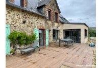 Propriété sur 1 ha 06 à Nuillé sur Vicoin
