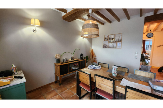 Maison à Montigné le Brillant