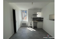 LAVAL - 1 pièce(s) - 15.4 m2