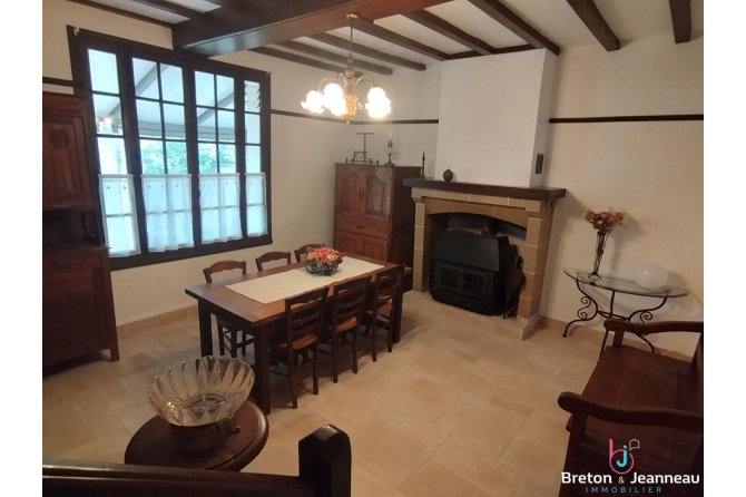 Maison de bourg près de Sillé le Guillaume