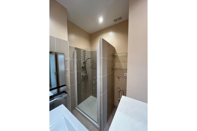 Immeuble secteur Laval