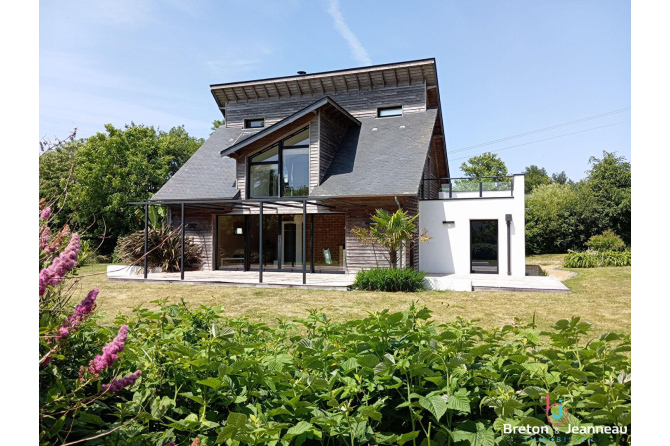 Maison contemporaine et basse consommation secteur Mayenne