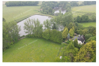 Propriété de charme sur 4 ha avec plan d'eau secteur Mayenne