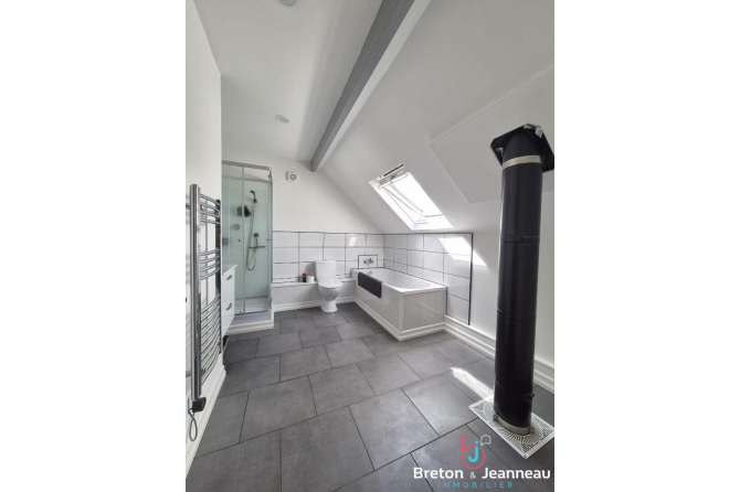 Maison sur 1.5 hectares secteur Saint Pierre des Nids