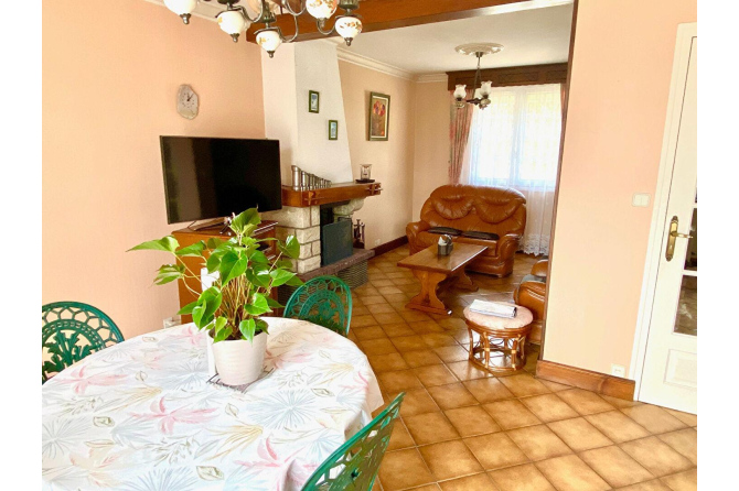 Maison à Lécousse