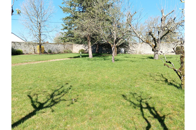 Propriété en pierres - Secteur Mayenne