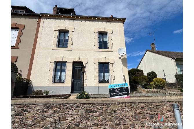 Maison à Sillé le Guillaume