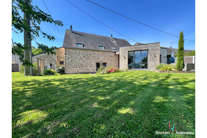 Magnifique Maison en Pierres avec Piscine  À 15 min de Laval