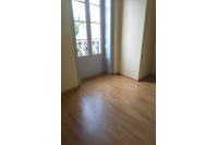 APPARTEMENT F2 à MONTSURS CENTRE VILLE