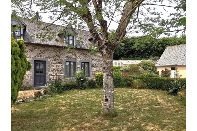 Maison avec piscine secteur Bais