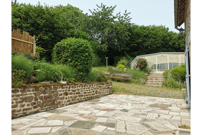 Maison avec piscine secteur Bais