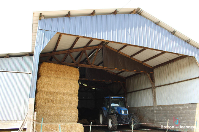 Exploitation agricole sur 43 ha secteur Montenay