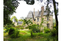 Manoir de 900 m² proche centre ville Laval