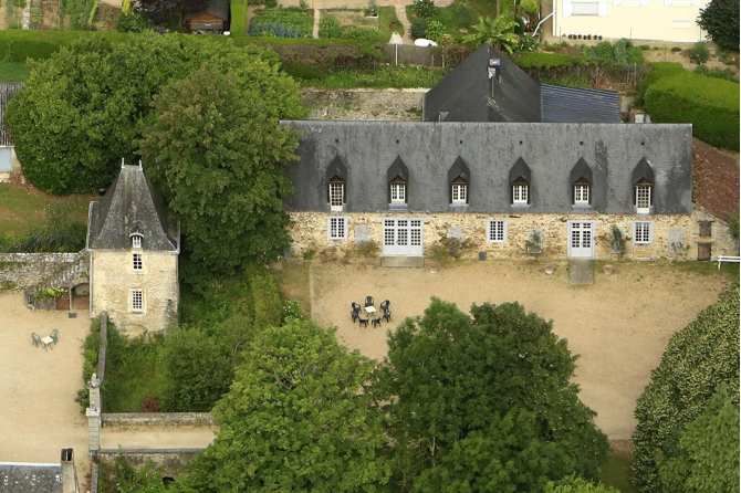 Manoir de 900 m² proche centre ville Laval