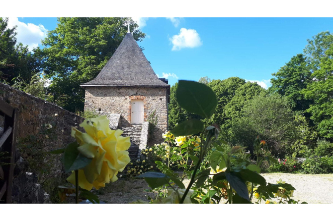 Manoir de 900 m² proche centre ville Laval