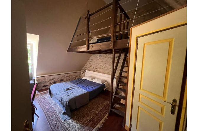 Manoir de 900 m² proche centre ville Laval