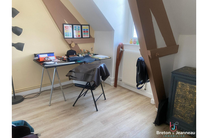 APPARTEMENT  T3 BIS - FOUGERES CENTRE VILLE