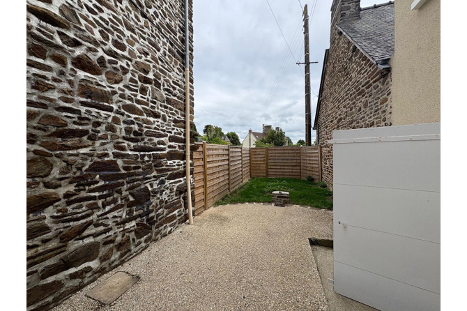 Maison à Fougerolles du Plessis