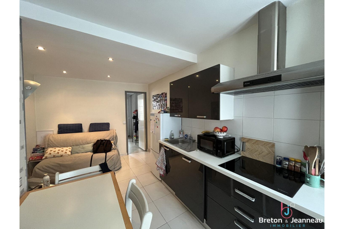 APPARTEMENT LAVAL - 2 pièce(s) - 25 m2