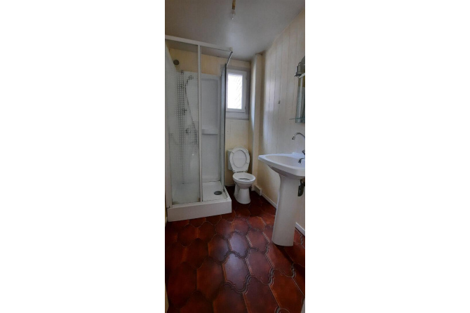 APPARTEMENT LAVAL - 2 pièce(s) - 25 m2