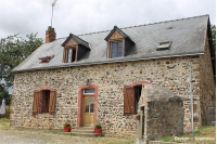 Fermette sur 1ha 75 à Chailland