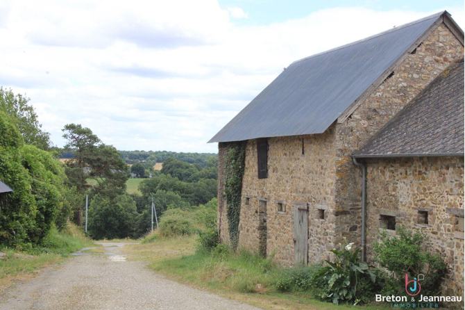 Fermette sur 1ha 75 à Chailland