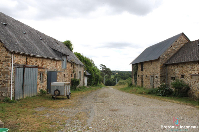 Fermette sur 1ha 75 à Chailland