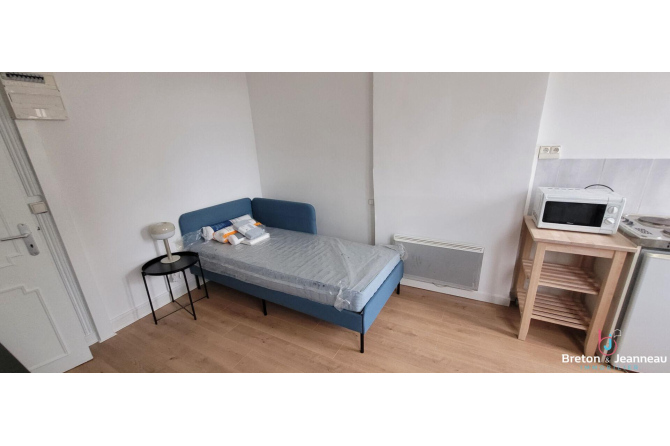 Studio in MAYENNE
