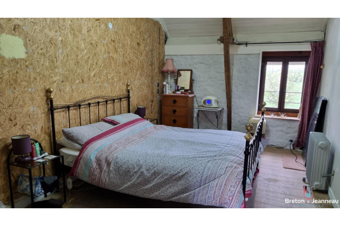 Maison entre Ambrières les Vallées et Lassay les Châteaux
