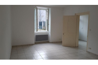 APARTMENT T2 in SAINT OUEN DES TOITS