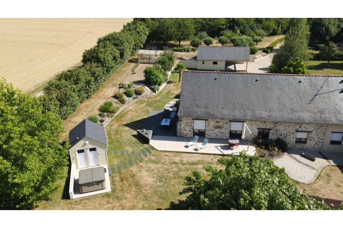 Maison à Château-Gontier-sur-Mayenne