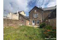 Maison à Saint Denis de Gastines