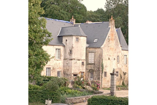Manoir de 900 m² proche centre ville Laval