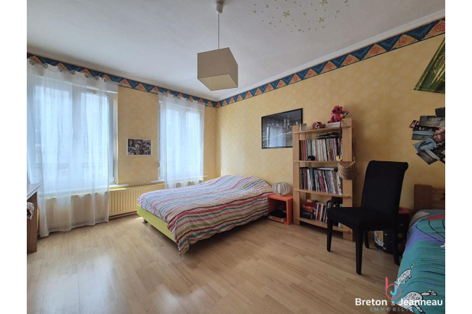 Maison avec local à La Ferté Macé