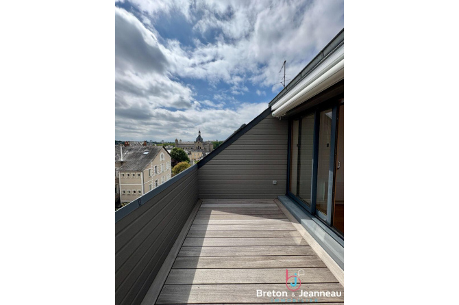 Appartement T4 centre-ville de Laval
