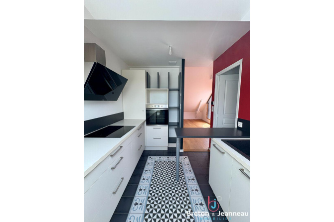 Appartement T4 centre-ville de Laval