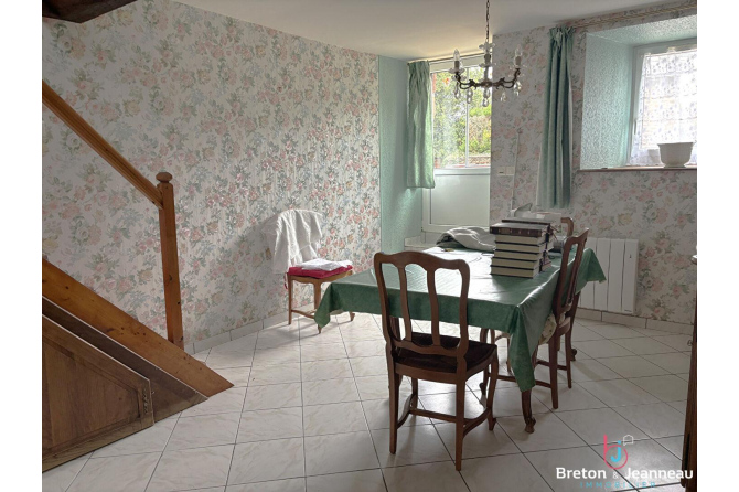Maison en pierres secteur Ambrières-les-Vallées