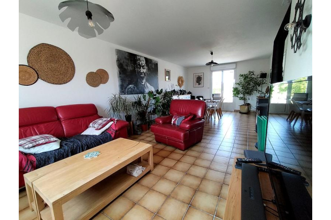 Maison sur près d'un hectare secteur Meslay-Du-Maine