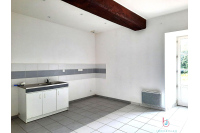Appartement Le Genest Saint Isle 3 pièce(s) 73 m2