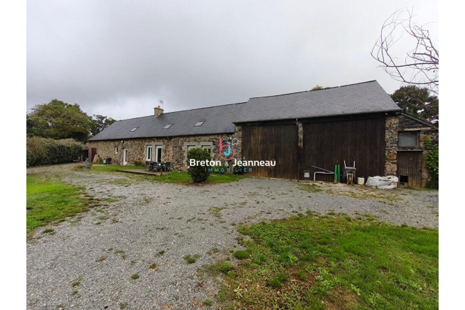 Maison en campagne à Javron Les Chapelles 6 pièce(s) 139 m2