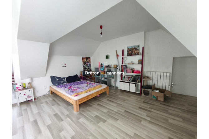 Maison en campagne à Javron Les Chapelles 6 pièce(s) 139 m2