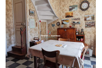Maison de bourg à la Chapelle au Riboul