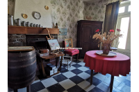 Maison de bourg à la Chapelle au Riboul
