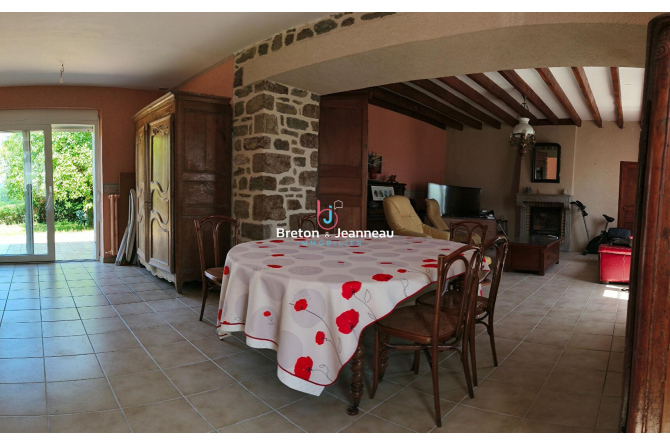 Maison proche deVillaines La Juhel 6 pièce(s) 122 m2