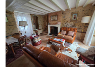Maison en pierre AXE EVRON / MONTSURS