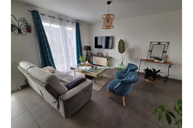 Maison Evron 4 pièce(s) 93 m2