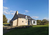 Maison avec annexe sur 2.5ha à Jublains
